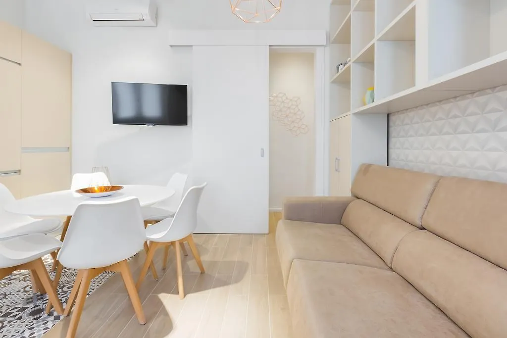 Barcelona Apartments Marina 124