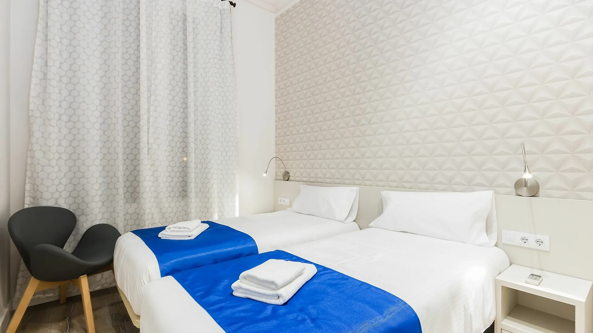 Barcelona Apartments Marina 124